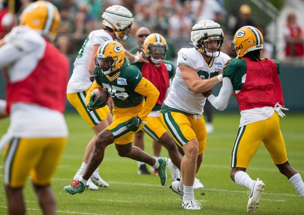 Packers looking for more consistency out of Josh Myers in center competition