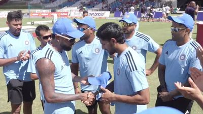 Watch - 'Be proud of yourself': Hardik Pandya's message to debutant Tilak Varma