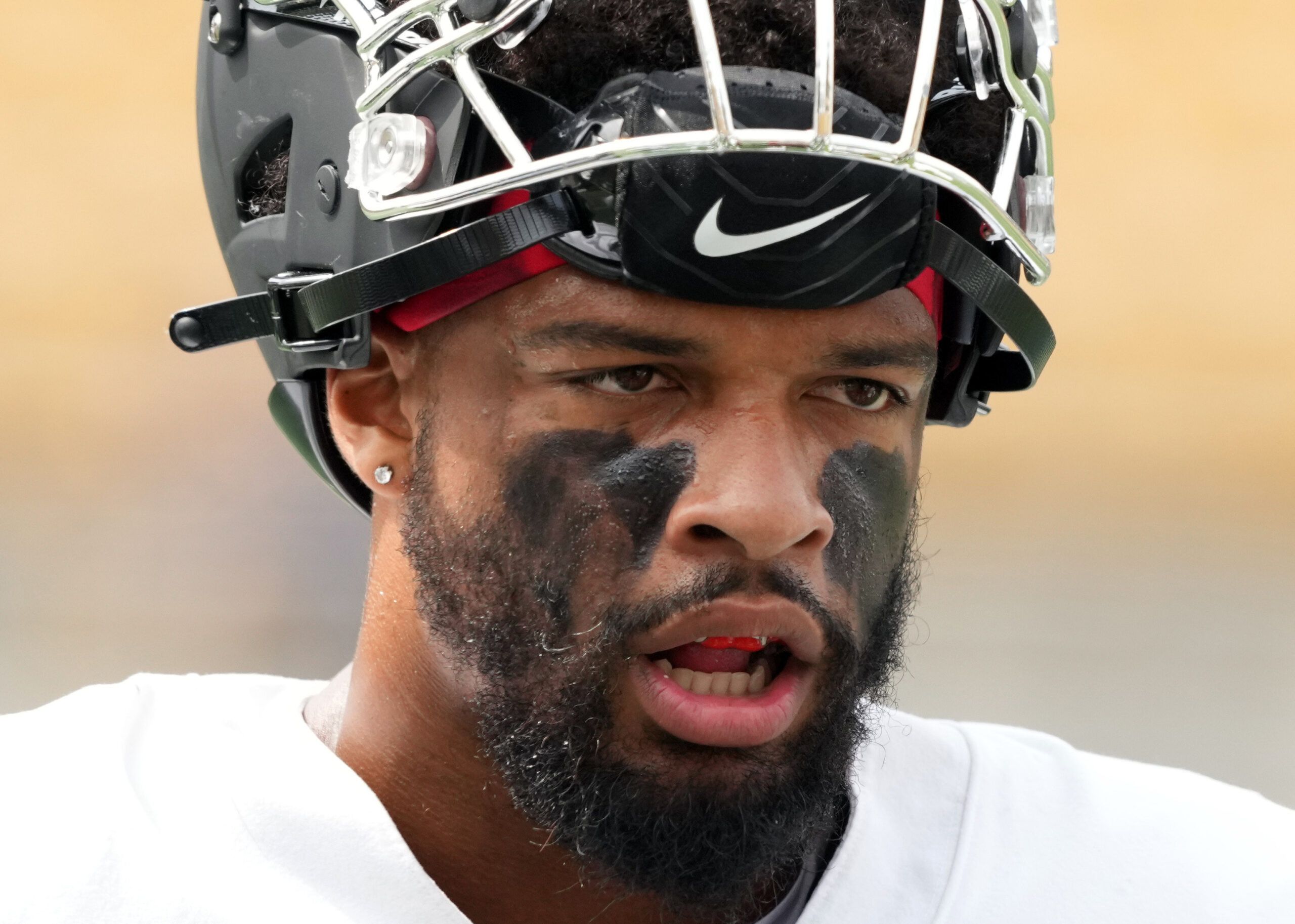 Broncos sign LB Austin Ajiake after Jonas Griffith’s…