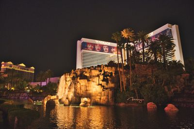 MGM Resorts Reports Record Q2 Revenue, Beats Estimates