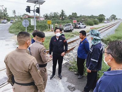 Train collides with pick-up truck in Thailand, kills eight