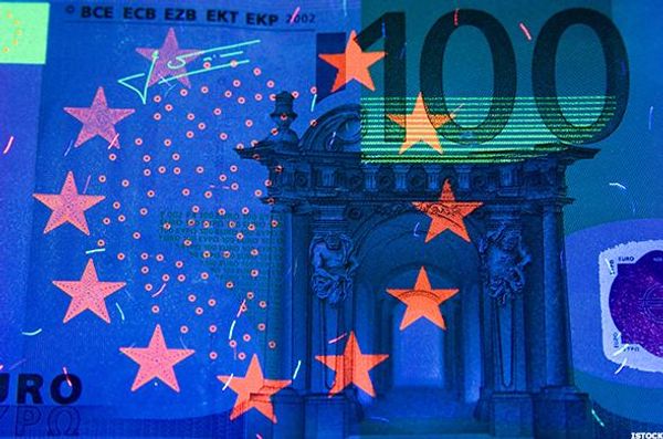 Pound sterling set for all-time low against the Euro, say HSBC and UBS