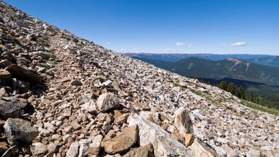 Texas hiker dies after slipping on scree field in Colorado