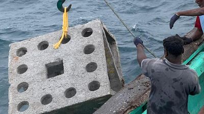 Artificial reefs to be deployed in 3,477 fishing villages in India with CMFRI support
