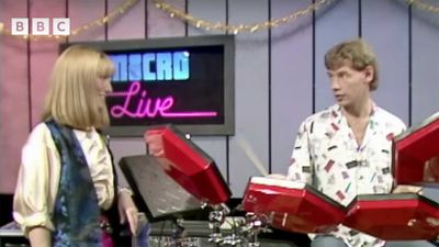 "It allows me to have a much broader palette": Watch Bill Bruford introduce TV viewers to electronic drums back in 1985