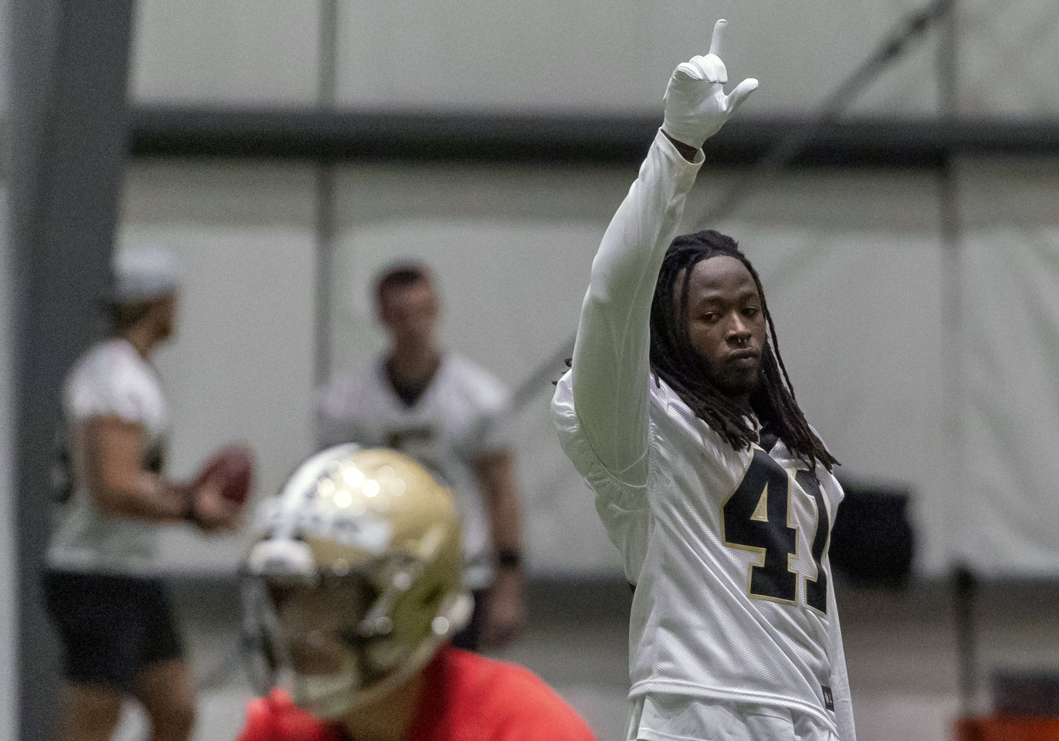 Saints' Kamara suspended for 3 games, apologizes for role in 2022 fight,  thanks Goodell for meeting