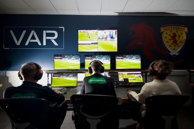 Explained in five minutes: VAR, rules of the game & officiating tweaks