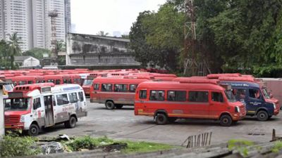 Strike by drivers of BEST's private bus operators continues on fourth day, commuters hassled across Mumbai