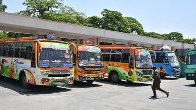 T.N. government bus services to Tirupati, Kalahasti suspended due to political party cadre clash in Andhra Pradesh