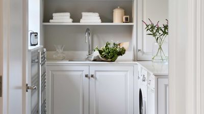 6 things people with nice-smelling laundry rooms always do