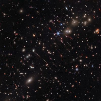 Stunning “El Gordo” Webb Telescope Image is a Bounty of Early Universe Science
