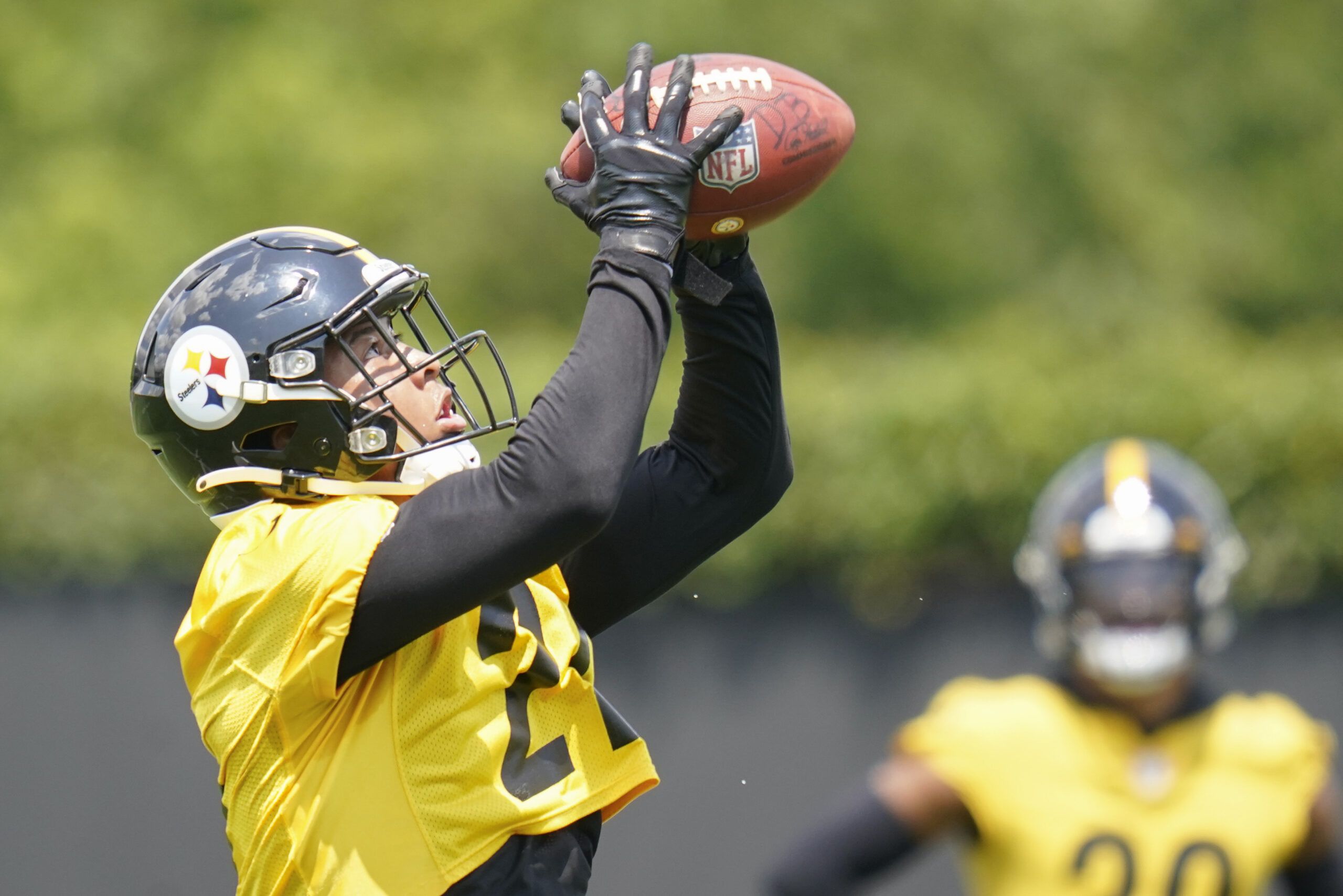 Steelers camp report: Veteran safeties Damontae Kazee, Keanu Neal return to  team drills