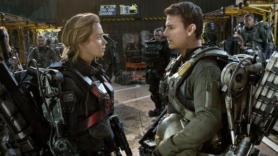 Emily Blunt Hilariously Explained How Edge Of Tomorrow And Tom Cruise Still Cause Her Back Pain