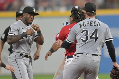 An ugly Tim Anderson and José Ramírez fist fight sparked an all-out White Sox – Guardians brawl