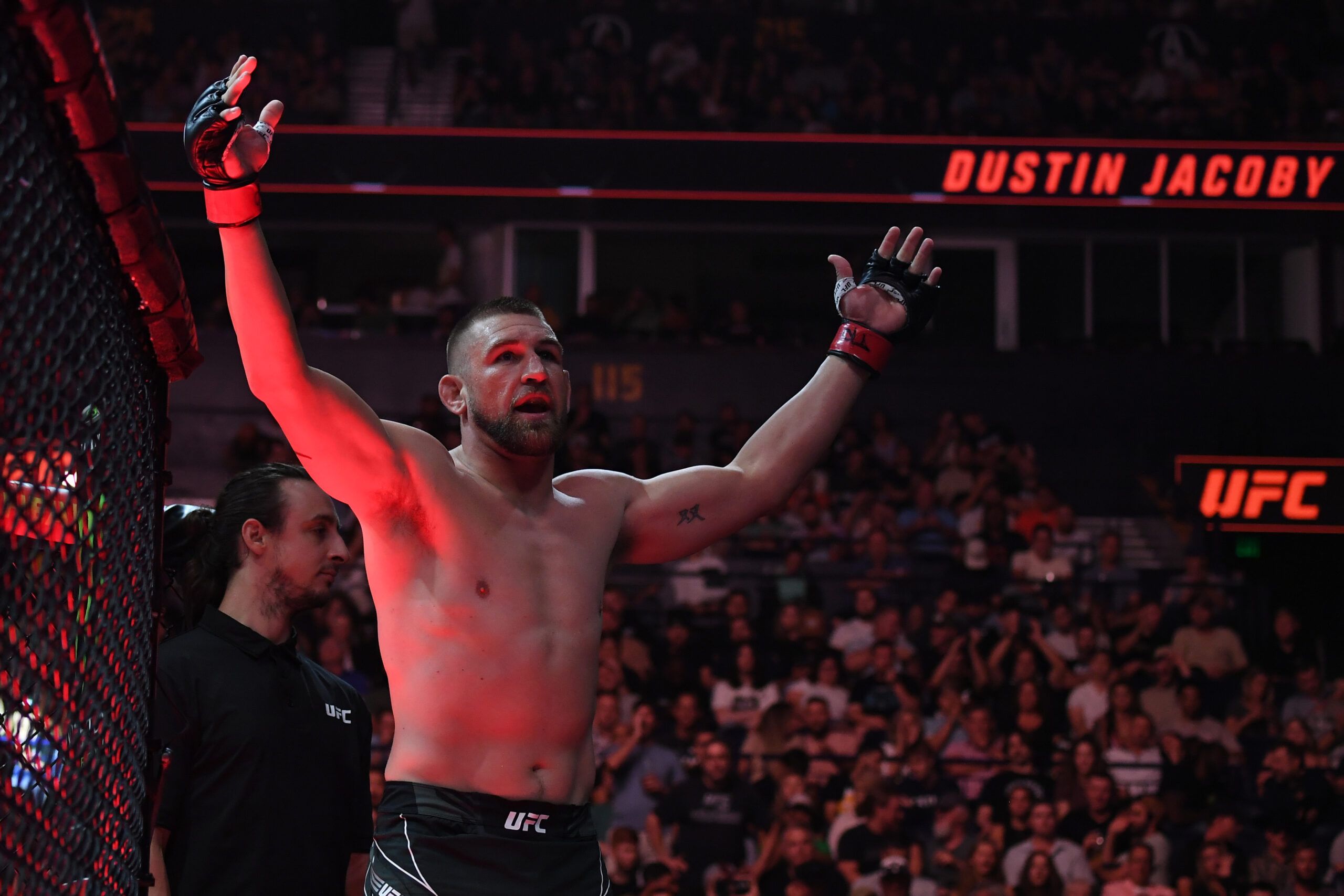 Dustin Jacoby Def. Kennedy Nzechukwu At UFC On ESPN…