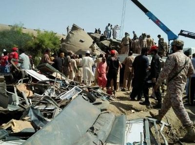 Pakistan: 20 killed, 80 injured after 10 coaches of Hazara Express derail near Sindh