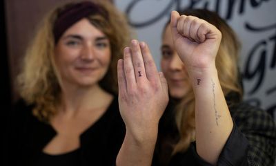 Project to tattoo human rights declaration on 6,773 people comes to UK