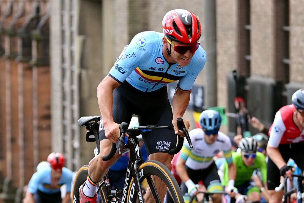 UCI World Championships: Mathieu Van Der Poel wins road race rainbow jersey  in Glasgow