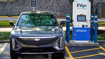 GM And EVgo Deployed 1,000 DC Fast Charging Stalls