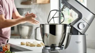 Kenwood Chef XL Titanium Stand Mixer Review: every baker's best friend