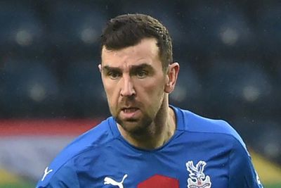 Scotland midfielder James McArthur retires from football at age of 35