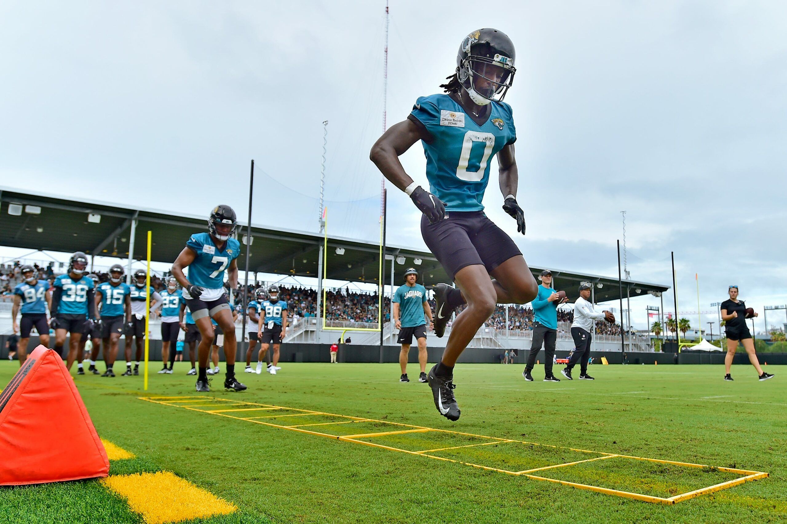 Jaguars plan to play starters, including Calvin Ridley, in