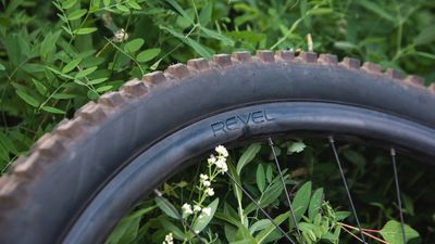 Revel's new FusionFiber trail/enduro RW30 wheelset is now wider, stronger, and more compliant
