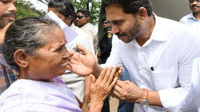 Jagan sets kharif 2025 deadline to commission Polavaram project