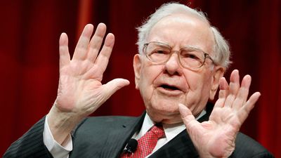 Warren Buffett Is Having a Coke as Berkshire Breaks Out to New All-Time High