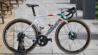 Tucked in shifters and a Tricolore colour scheme: Simone Velasco’s Wilier Filante SLR