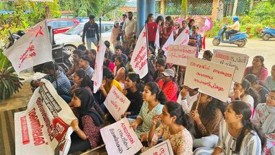 Dearth of facilities: Agriculture science students begin indefinite strike in Wayanad