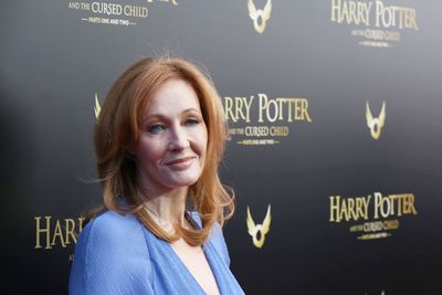 Museum drops JK Rowling for transphobia