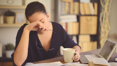 Does caffeine help or cause headaches?