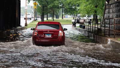 Illinois congressional leaders urge Biden to grant FEMA relief for storm damage