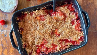 Summer stone fruit: Season is ripe for nectarine and raspberry crisp