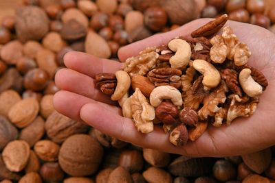 Handful of nuts a day ‘associated with 17% lower risk of depression’