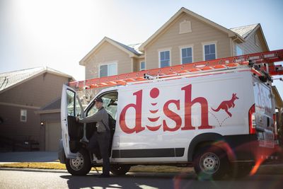 Dish Network Loses 284,000 Subs as Second-Quarter Profits Drop