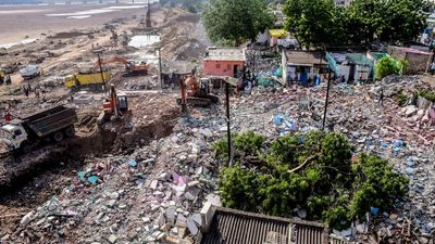 Houses along the Krishna being razed to build third flood protection wall in Vijayawada