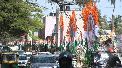 BBMP removes 59,000 flex banners to implement HC direction