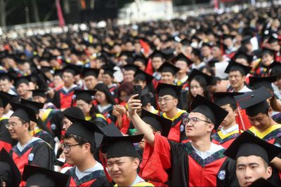 China’s record high 21% youth unemployment could actually be as high as 46.5%. Blame fake jobs and 16 million workers ‘lying flat’