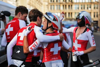 'This was not the strategy' – Switzerland overcome crash to win Worlds mixed relay TTT