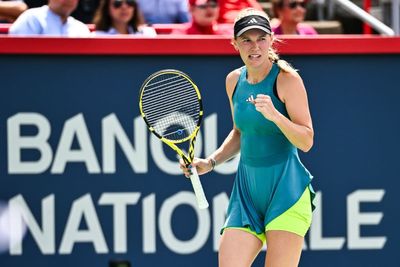 Caroline Wozniacki wins first match in three years after tennis return