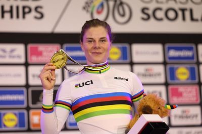 Track Worlds Day 6 - Lotte Kopecky dominates Points Race, secures gold