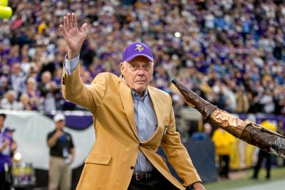 Look: Vikings to wear jersey patches, helmet stickers honoring Bud Grant