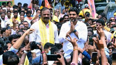 Money diverted by misusing digital signature of Jagan at CMO, alleges Lokesh