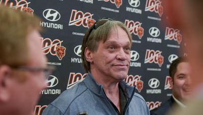 Bears great Steve McMichael discharged from hospital, returns home