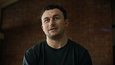 Untold: Johnny Football: What To Know Before You Watch Netflix's Johnny Manziel Football Doc