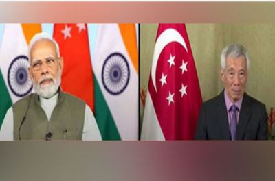 President Murmu, PM Modi send felicitations on Singapore's National Day