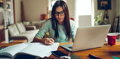 Despite giving students chances to cheat, unsupervised online exams gauge student learning comparably to in-person exams