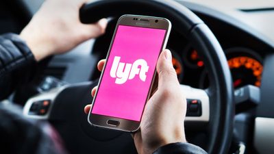Lyft has a plan riders will love (but investors are hating)